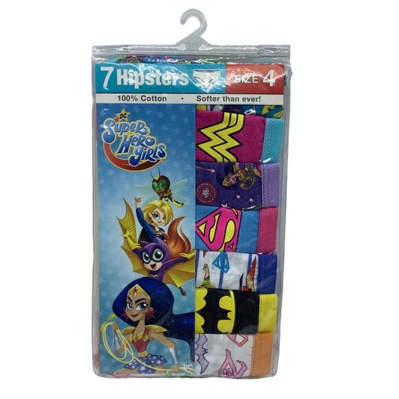 DC Super Hero Girls 7-Pack Hipster Briefs Size 4 Waist 21" Pull On NEW - Picture 1 of 6